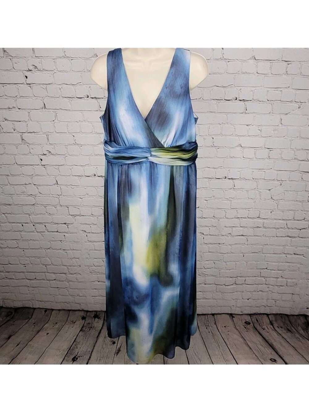 Chico's Blue Green Pleated Empire Waist Sleeveless Maxi Dress Size 1.5 US 10